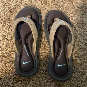 Nike Sandles